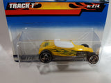 2000 Hot Wheels Hot Rod Magazine Track T "Wayne's Body Shop" Yellow Die Cast Toy Car Vehicle New in Package