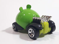 2012 Hot Wheels Angry Birds Minion Pig Green Die Cast Toy Car Vehicle