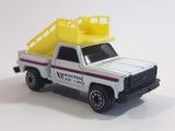 Unknown Brand Universal Air Lines Stepside Pickup Aircraft Passenger Stairs Truck White Die Cast Toy Car Vehicle