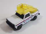 Unknown Brand Universal Air Lines Stepside Pickup Aircraft Passenger Stairs Truck White Die Cast Toy Car Vehicle