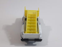 Unknown Brand Universal Air Lines Stepside Pickup Aircraft Passenger Stairs Truck White Die Cast Toy Car Vehicle