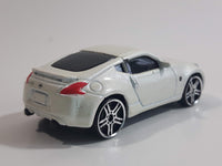 Rare Maisto Nissan Fairlady 370Z Pearl White Die Cast Toy Car Vehicle