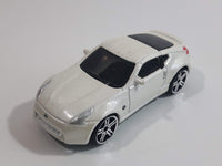 Rare Maisto Nissan Fairlady 370Z Pearl White Die Cast Toy Car Vehicle