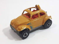 1988 Hot Wheels Color Racers Baja Bug Volkswagen VW Beetle Metallic Orange Brown To Yellow Die Cast Toy Car Vehicle