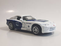 2010 Maisto Top Dog Collectibles NHL Ice Hockey Vancouver Canucks Dodge Viper GTS White 1/39 Scale Pull Back Motorized Friction Die Cast Toy Race Car Vehicle with Opening Doors