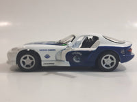 2010 Maisto Top Dog Collectibles NHL Ice Hockey Vancouver Canucks Dodge Viper GTS White 1/39 Scale Pull Back Motorized Friction Die Cast Toy Race Car Vehicle with Opening Doors