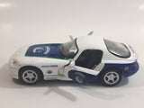 2010 Maisto Top Dog Collectibles NHL Ice Hockey Vancouver Canucks Dodge Viper GTS White 1/39 Scale Pull Back Motorized Friction Die Cast Toy Race Car Vehicle with Opening Doors