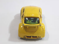 2002 Hot Wheels First Editions Volkswagen New Beetle Cup Yellow Die Cast Toy Car Vehicle