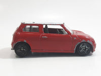 Motor Max No. 6057 2001 Mini Cooper Red with White Roof Die Cast Toy Car Vehicle