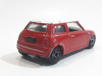 Motor Max No. 6057 2001 Mini Cooper Red with White Roof Die Cast Toy Car Vehicle