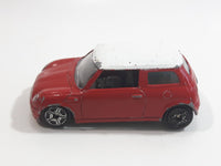 Motor Max No. 6057 2001 Mini Cooper Red with White Roof Die Cast Toy Car Vehicle