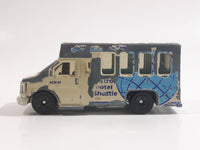 2000 Matchbox On Tour Chevy Transport Bus Transport Cream White 1/80 Scale Die Cast Toy Car Vehicle