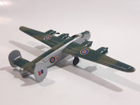 Maisto B-24D Liberator Bomber FL938 Green Brown Camouflage Die Cast Toy Military Air Force 4 Engine Airplane