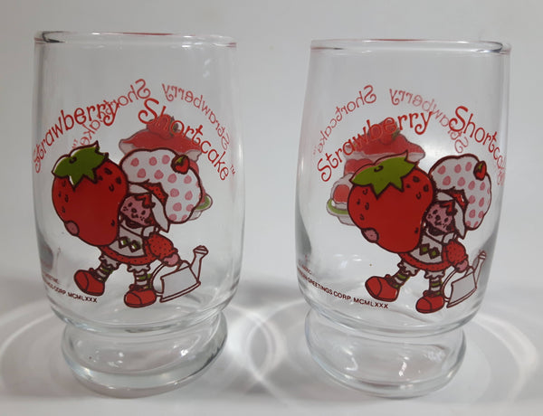 Vintage 1980 MCMLXXX Strawberry Shortcake 4" Tall Glass Cup Set of 2