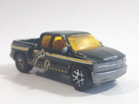 2005 Matchbox  Hitch 'n Haul: Cowboy Trail 1999 Chevrolet Silverado Truck Bros. Farms Metalflake Dark Green Die Cast Toy Car Vehicle