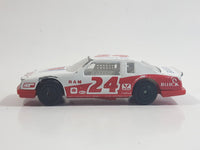 Maisto Special Edition Buick Lasabre Stock Car #24 "Carolina Kid" White Red Die Cast Toy Car Cop Vehicle
