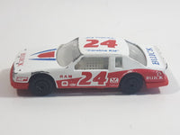 Maisto Special Edition Buick Lasabre Stock Car #24 "Carolina Kid" White Red Die Cast Toy Car Cop Vehicle