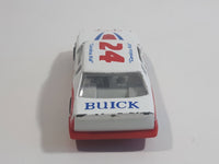 Maisto Special Edition Buick Lasabre Stock Car #24 "Carolina Kid" White Red Die Cast Toy Car Cop Vehicle