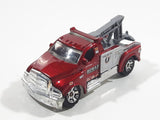 2006 Matchbox Hitch 'n Haul: Speed Bump 2005 Tow Truck Metalflake Red Die Cast Toy Car Vehicle