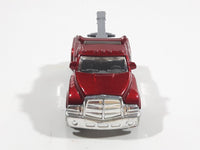 2006 Matchbox Hitch 'n Haul: Speed Bump 2005 Tow Truck Metalflake Red Die Cast Toy Car Vehicle