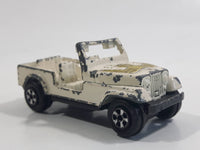 Vintage 1981 ERTL Dukes of Hazzard Daisy Duke's Jeep White Cream Die Cast Toy Car Vehicle 1/64 Scale