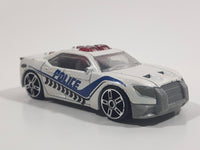2013 Toys R Us Fast Lane EA-001 Police Cop Car White Silver Die Cast Toy Car Vehicle