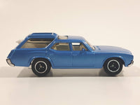 2011 Matchbox Heritage Classics 1971 Oldsmobile Vista Cruiser Metalflake Slate Blue 1:68 Scale Die Cast Toy Car Vehicle