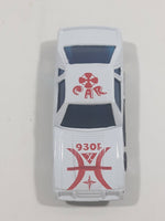 Unknown Brand 930F White Die Cast Toy Car Vehicle