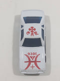 Unknown Brand 930F White Die Cast Toy Car Vehicle