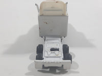 Unknown Brand 07/09 Semi Tractor Truck White Die Cast Toy Car Vehicle