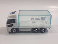 2005 Tomy Tomica No. 31 Nissan Diesel Quon Container Truck Marine Aquarium White Die Cast Toy Car Vehicle