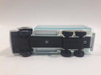 2005 Tomy Tomica No. 31 Nissan Diesel Quon Container Truck Marine Aquarium White Die Cast Toy Car Vehicle