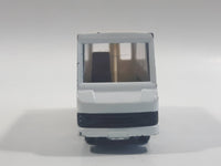 1995 Tomy Tomica No. 93 Toyota Quick Delivery Van "Fruit" White 1/72 Scale Die Cast Toy Car Vehicle with Opening Rear Doors