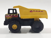 1998 Maisto Tonka Hasbro Mighty Dump Truck 768 Yellow 1/64 Scale Die Cast Toy Car Construction Vehicle