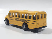 2010 Maisto Fresh Metal School District 2 School Bus Yellow Die Cast Toy Car Vehicle