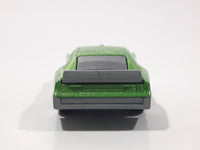Motor Max No. W6205 W6206 Green Die Cast Toy Car Vehicle