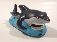 2004 Burger King Dreamworks Shark Tale Chase N Chomp 4 3/4" Length Toy Figure