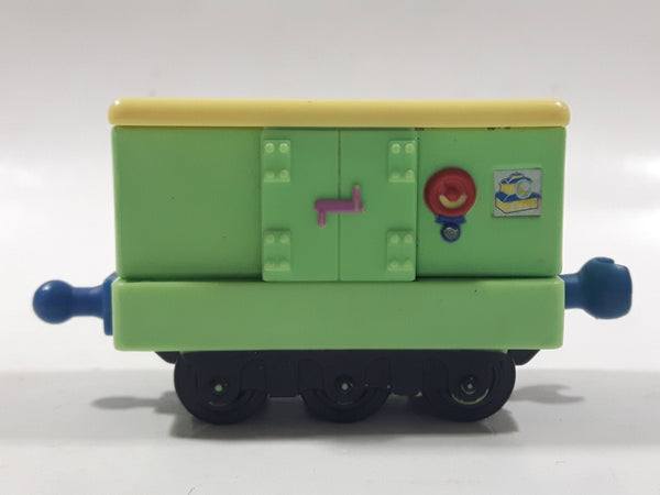 2010 Ludorum Learning Curve Chuggington Refrigerated Food Car Green Die Cast Toy Vehicle with Sliding Side Door