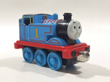 2009 Mattel Thomas & Friends #1 Thomas The Tank Engine 3" Long Magnetic Die Cast Toy Vehicle R8847