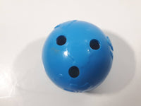 1995 FCN Bobby's World Blue Earth Shaped 2" Diameter Plastic Toy Picture Viewer