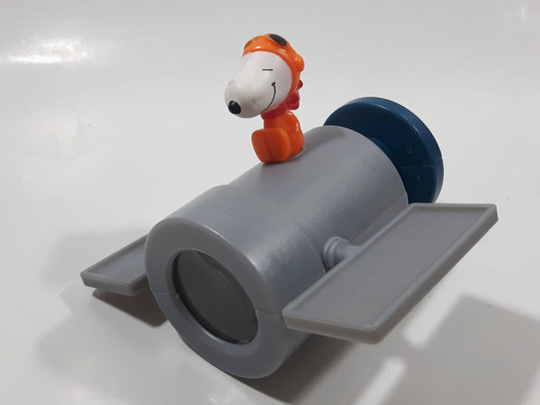 2019 McDonald's Peanuts Snoopy Satellite Shaped Telescope 3" Long Plastic Toy Figure