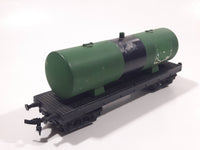 Lima Italy HO Scale BP British Petroleum Green Plastic Fuel Oil Tanker Train Car