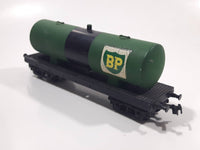 Lima Italy HO Scale BP British Petroleum Green Plastic Fuel Oil Tanker Train Car