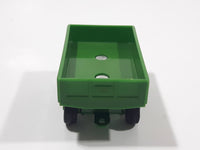 Ertl John Deere Green and Yellow Farm Hay Wagon Trailer Die Cast and Plastic Toy Farming Machinery Vehicle G01517YL01