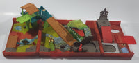 2008 Mattel Matchbox Croc Escape Pop Up Folding Play Set