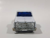 Unknown Brand Ford F-150 Truck White Die Cast Toy Car Vehicle Hong Kong Broken Front Axle Support