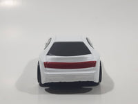 Motor Max 6143-6 Sports Car Coupe 1/64 Scale White Die Cast Toy Car Vehicle