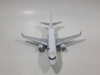 RealToy WestJet Boeing 737 Passenger Jet C-FZWS Airplane White Die Cast Toy Aircraft Vehicle