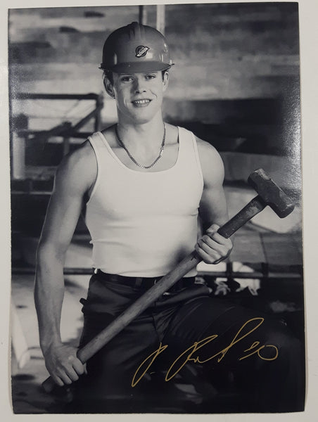 1995 NHL Enterprises Quintology Collection Building The Dream #10 NHL Pavel Bure Vancouver Canucks Jumbo 5" x 7" Photo Hockey Card