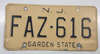 Vintage 1959 N.J. New Jersey Garden State Black Letters Straw Yellow Metal License Plate Tag FAZ 616